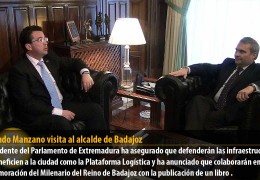 Fernando Manzano visita al alcalde de Badajoz