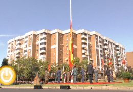 Badajoz celebra el Homenaje a la Bandera y a los Caídos