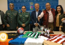 Famosos, Veteranos del CD Badajoz, gitanos y guardia civiles disputarán un torneo benéfico
