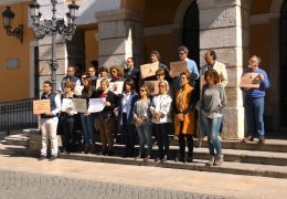 Badajoz se suma al minuto de silencio en condena por el asesinato machista en La Laguna