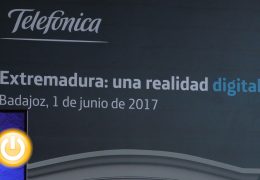 Fragoso inaugura la Jornada ‘Extremadura: una realidad digital’