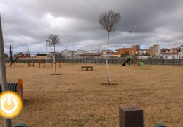 El parque canino de Badajoz ya está operativo