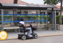 Alvarado cuenta ya con la primera parada de bus totalmente accesible