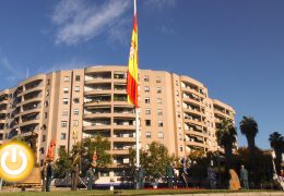 Badajoz conmemora el 40º Aniversario de la Constitución con un homenaje a la bandera