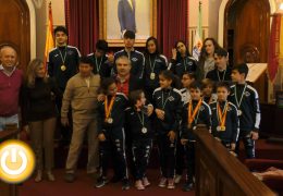 El alcalde recibe a deportistas del Tae Guk Kim