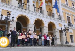 Badajoz guarda un minuto de silencio por la víctima de Parla
