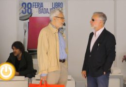 Esparza y Luis Ramiro presentan sus obras en la Feria del Libro de Badajoz