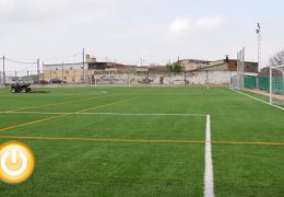Cerro de Reyes estrena nuevo campo de fútbol tras las obras de remodelación