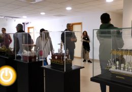 Exposición de fotografías y dioramas de la Semana Santa de Badajoz
