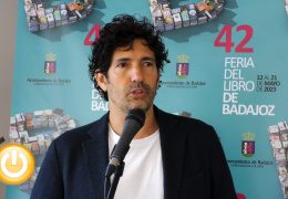 Entrevista al escritor César Bona – Feria del Libro de Badajoz 2023