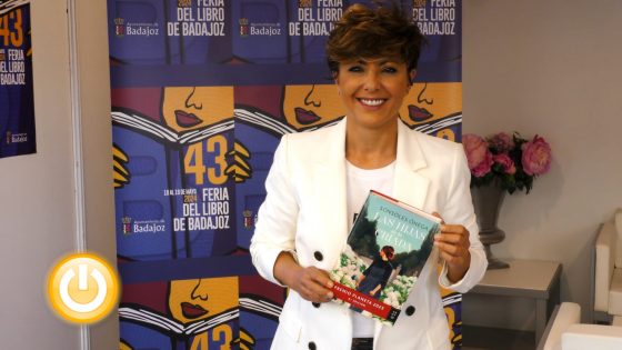 Entrevista a Sonsoles Ónega – Feria del Libro de Badajoz 2024