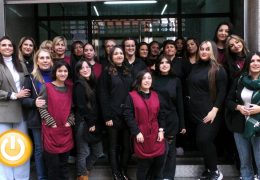 El Proyecto COLBA forma a 22 alumnas en peluquería y estética