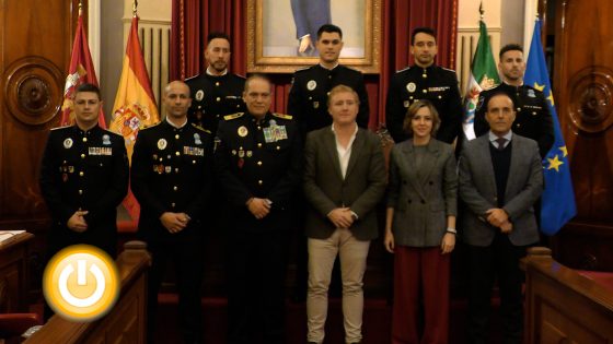 Toma de posesión de oficiales, inspector e intendente de la Policía Local de Badajoz