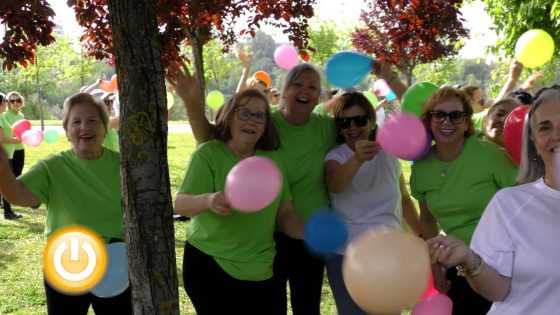 Los mayores de Badajoz lo dan todo en el Parque del Guadiana