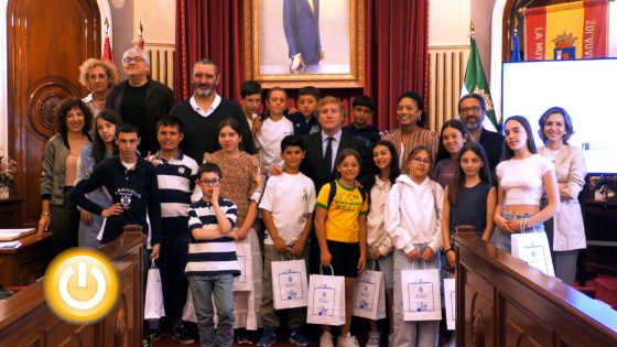 X Concurso «Por un mundo igualitario, diseña tu camiseta»