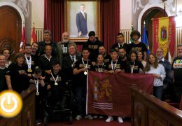 Recepción al Club Dojo Bushido de Badajoz por sus logros deportivos