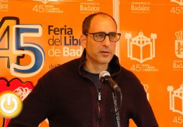 Entrevista a Isaac Palmiola – Feria del Libro de Badajoz 2026
