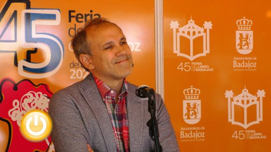 Entrevista a Luis Zueco – Feria del Libro de Badajoz 2026