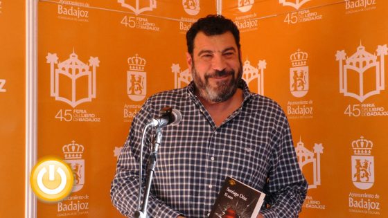 Entrevista a Santiago Díaz – Feria del Libro de Badajoz 2026