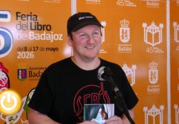 Entrevista a Francisco de Paula «Blue Jeans» – Feria del Libro de Badajoz 2026