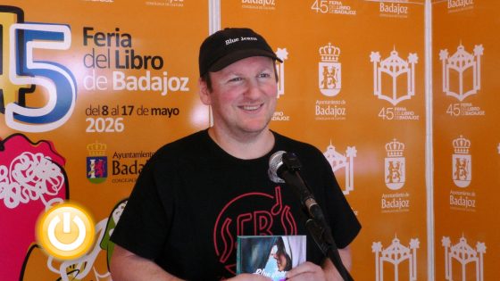 Entrevista a Francisco de Paula «Blue Jeans» – Feria del Libro de Badajoz 2026