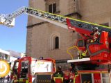 Presentada la nueva autoescala del Servicio de Bomberos de Badajoz