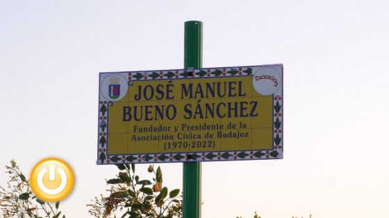 Inaugurada la placa en honor a José Manuel Bueno